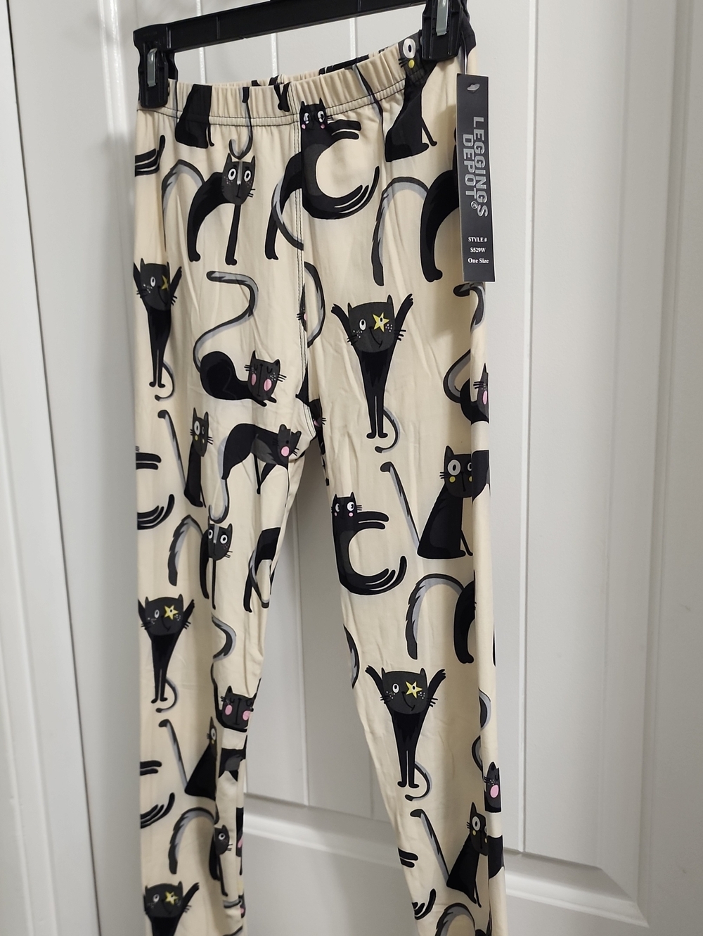 Leggings Depot Cream Leggings with Black Cat Print One Size